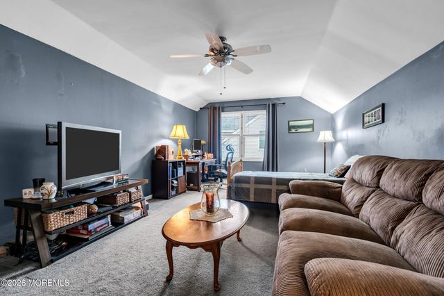 35 Brook Street, Farmingdale, NJ 07727