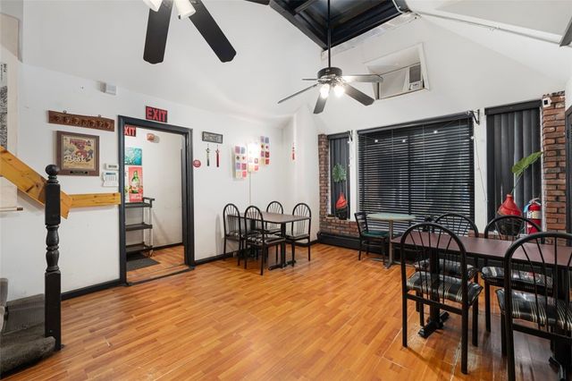 95 Warren Avenue, East Providence, RI 02914