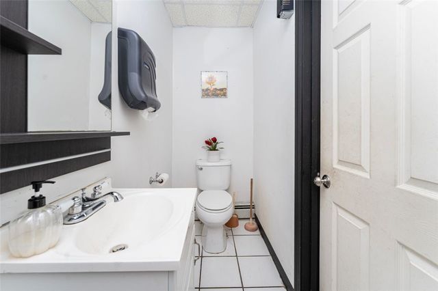 95 Warren Avenue, East Providence, RI 02914