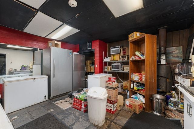 95 Warren Avenue, East Providence, RI 02914