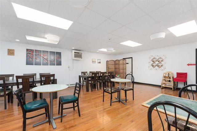 95 Warren Avenue, East Providence, RI 02914