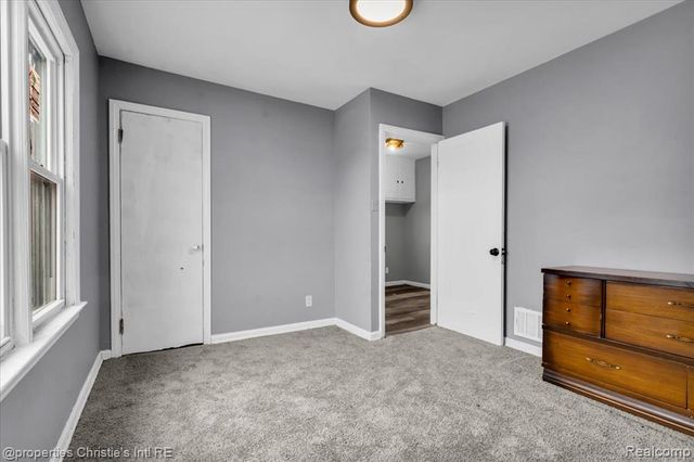 5281 Alter Road, Detroit, MI 48224