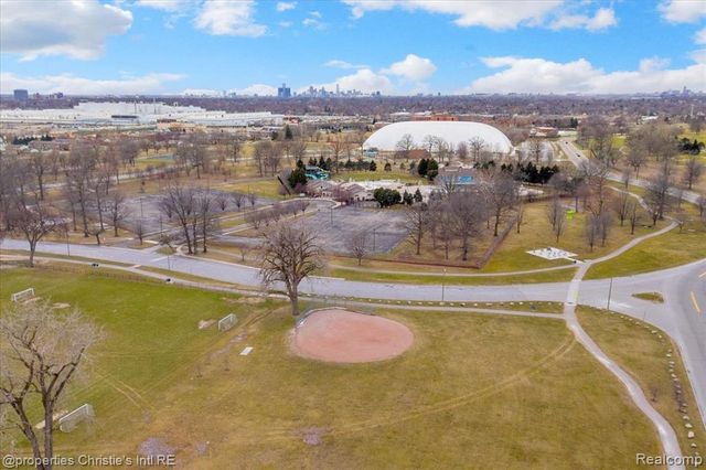 5281 Alter Road, Detroit, MI 48224