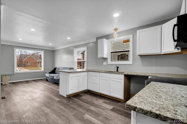 5281 Alter Road, Detroit, MI 48224