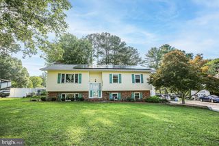 12012 GRANTWOOD DR, Fredericksburg, VA 22407