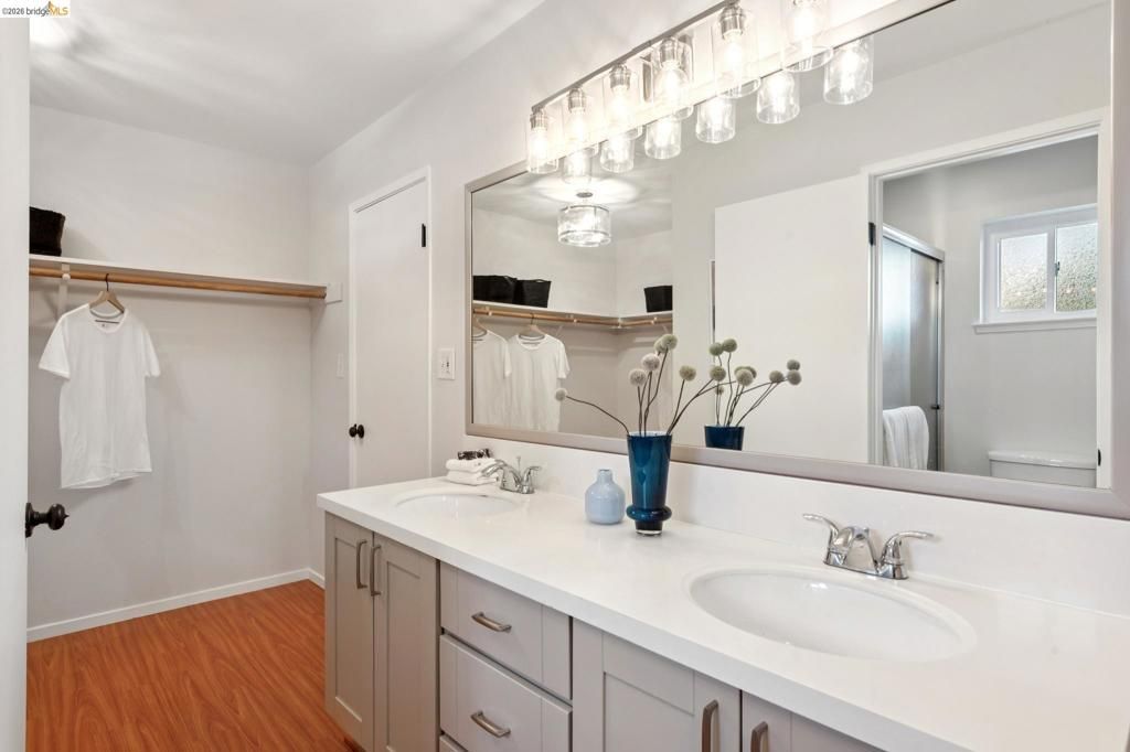 Image 22 of property listing at 6819 Blake St, El Cerrito, CA 94530