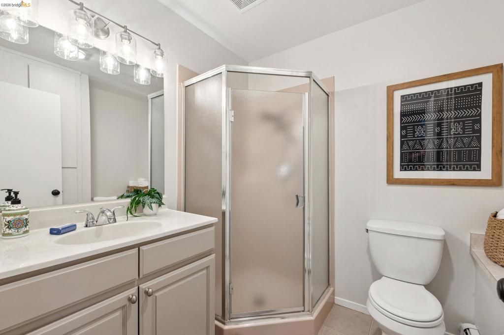 Image 35 of property listing at 6819 Blake St, El Cerrito, CA 94530