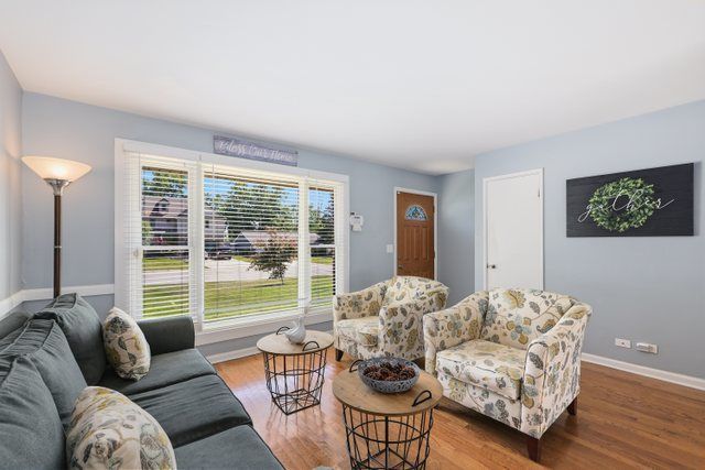 10228 W 151ST Street, Orland Park, IL 60462