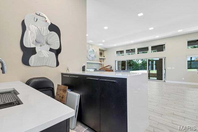 10147 Fieldcrest Lane, Ladue, MO 63124