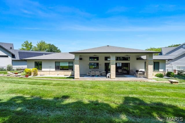 10147 Fieldcrest Lane, Ladue, MO 63124