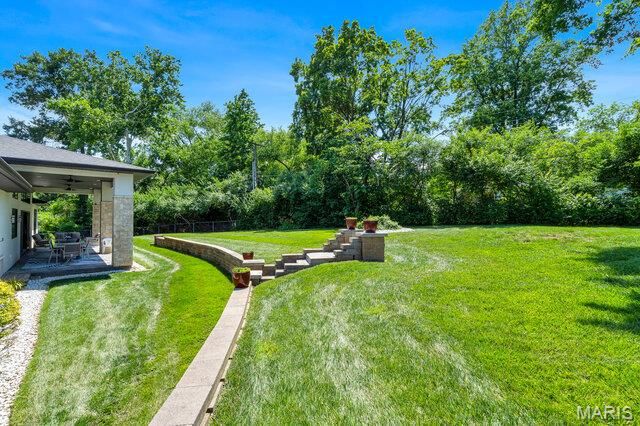 10147 Fieldcrest Lane, Ladue, MO 63124
