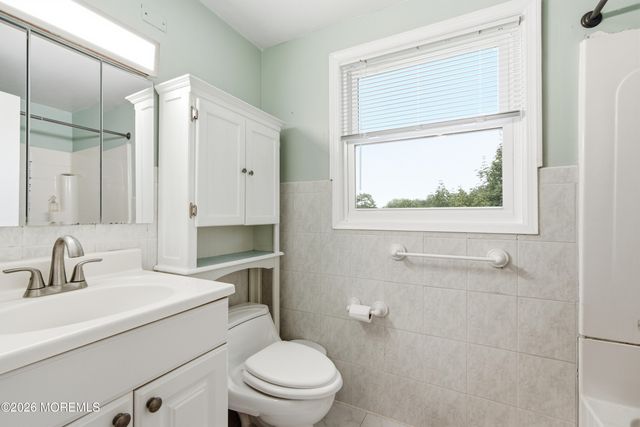 450 Iron Bridge Road, Freehold, NJ 07728