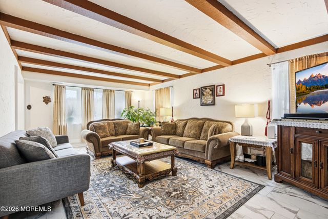 450 Iron Bridge Road, Freehold, NJ 07728