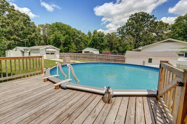 2119 West Farm Road 98, Springfield, MO 65803