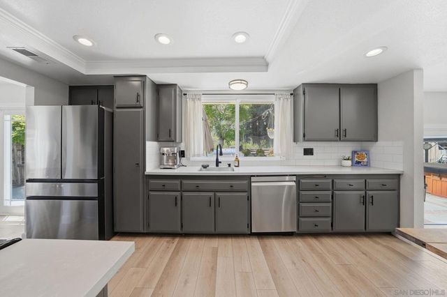 10218 Pebble Beach Drive, Santee, CA 92071