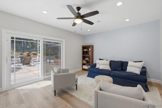 10218 Pebble Beach Drive, Santee, CA 92071