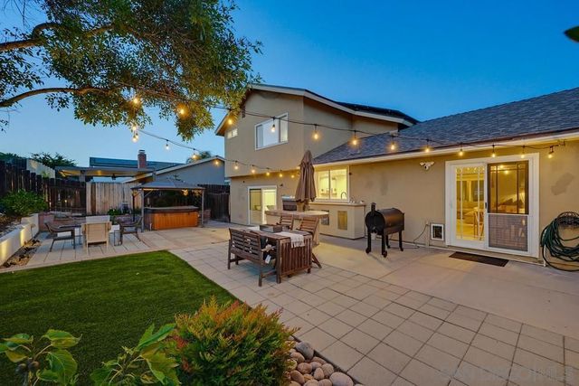 10218 Pebble Beach Drive, Santee, CA 92071