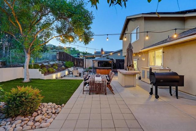 10218 Pebble Beach Drive, Santee, CA 92071