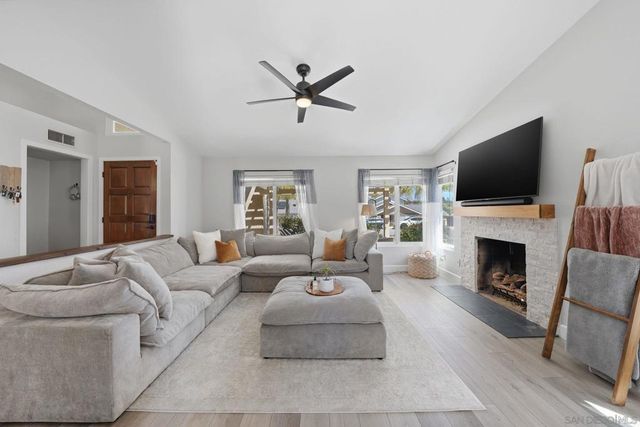 10218 Pebble Beach Drive, Santee, CA 92071