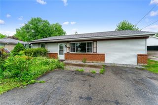 4445 Burkey Road, Austintown, OH 44515