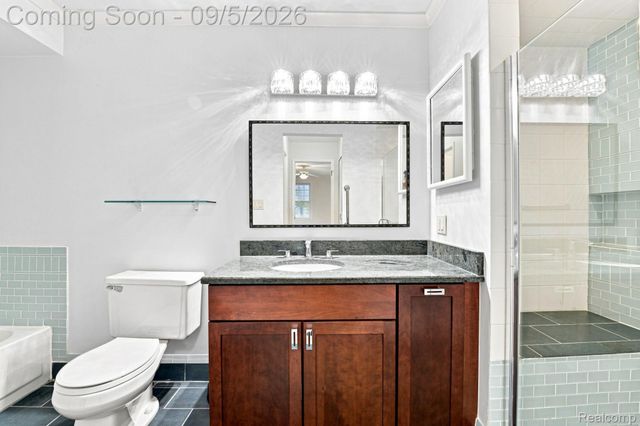 29690 Pine Ridge Circle, Farmington Hills, MI 48331