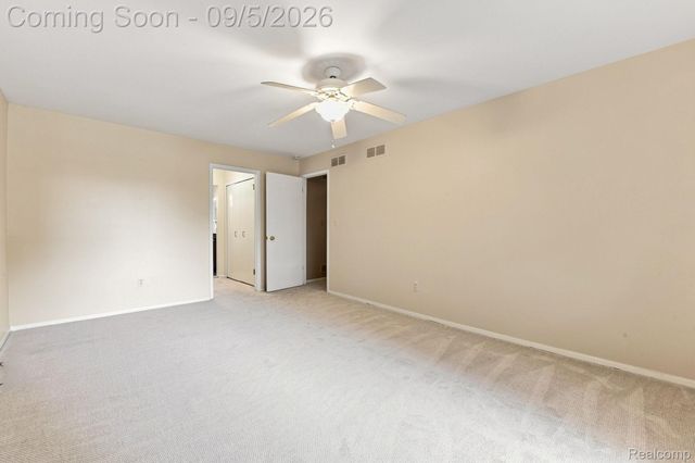 29690 Pine Ridge Circle, Farmington Hills, MI 48331