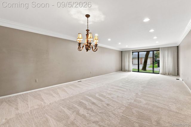 29690 Pine Ridge Circle, Farmington Hills, MI 48331