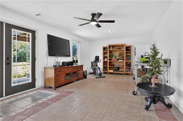 19207 NE 128th Street, Kearney, MO 64060