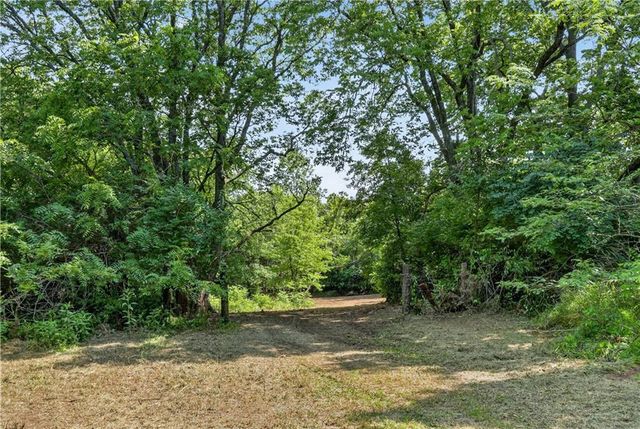 19207 NE 128th Street, Kearney, MO 64060