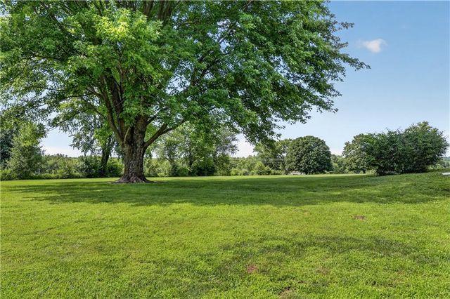 19207 NE 128th Street, Kearney, MO 64060