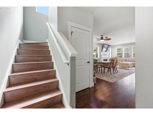 28784 Sw GENEVA Loop, Wilsonville, OR 97070