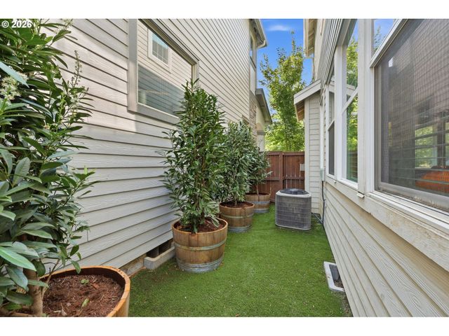 28784 Sw GENEVA Loop, Wilsonville, OR 97070