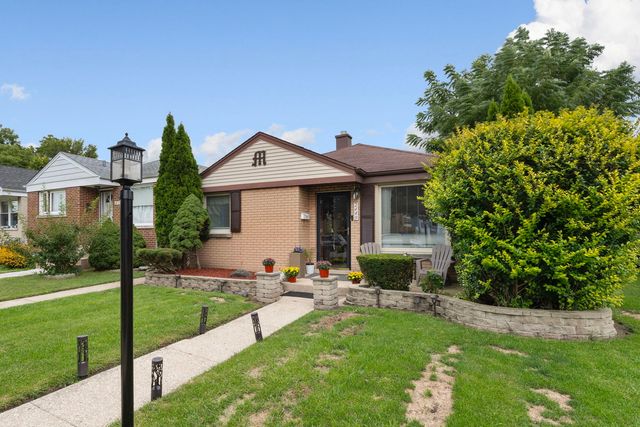 2449 Leyden Avenue, River Grove, IL 60171