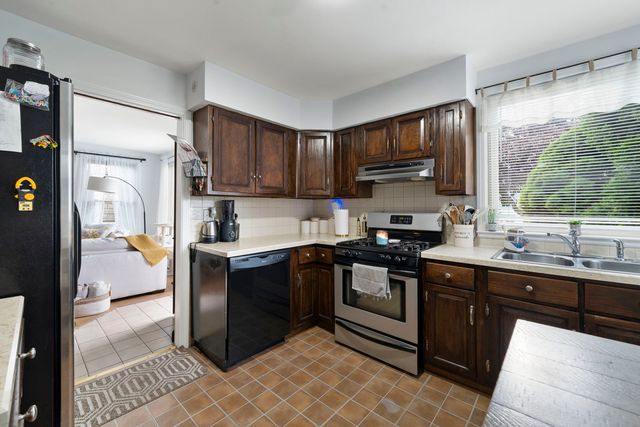 2449 Leyden Avenue, River Grove, IL 60171