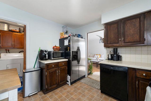 2449 Leyden Avenue, River Grove, IL 60171