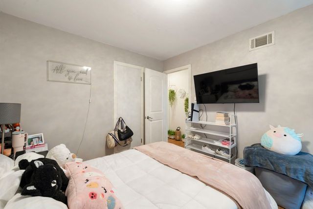 2449 Leyden Avenue, River Grove, IL 60171