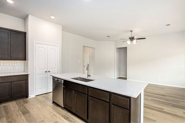 4341 Ellison Street, Bay City, TX 77414