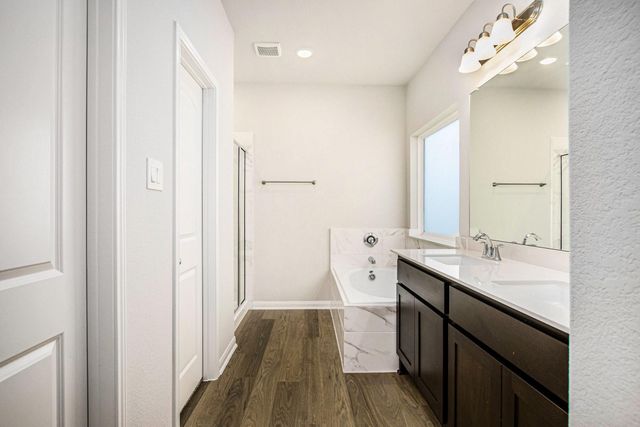 4341 Ellison Street, Bay City, TX 77414