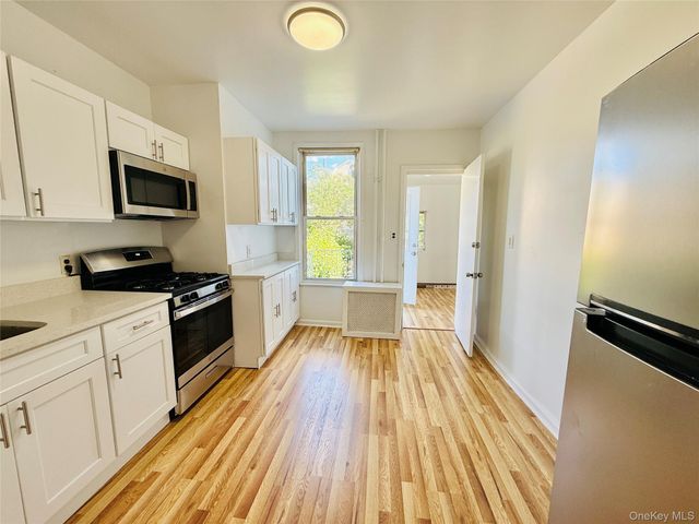2828 Coddington Avenue, Bronx, NY 10461