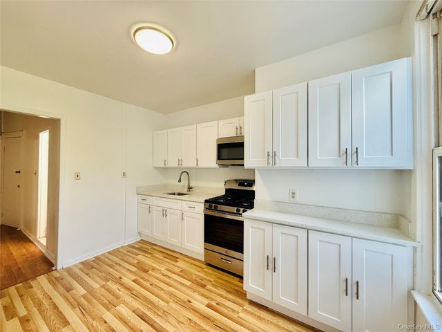 2828 Coddington Avenue, Bronx, NY 10461