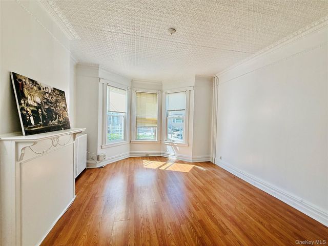 2828 Coddington Avenue, Bronx, NY 10461