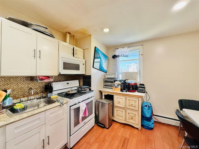 2828 Coddington Avenue, Bronx, NY 10461