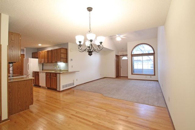 207 Primrose Court, Vadnais Heights, MN 55127