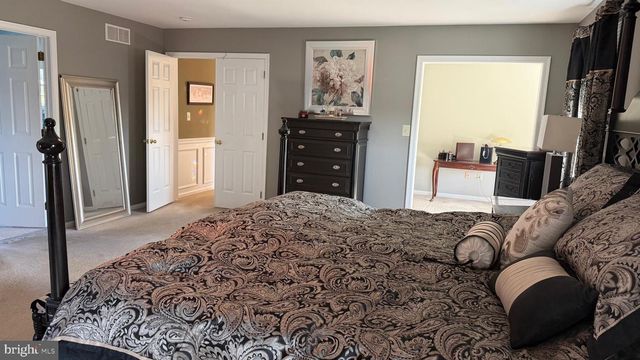125 SUMMER HILL DR, Gilbertsville, PA 19525