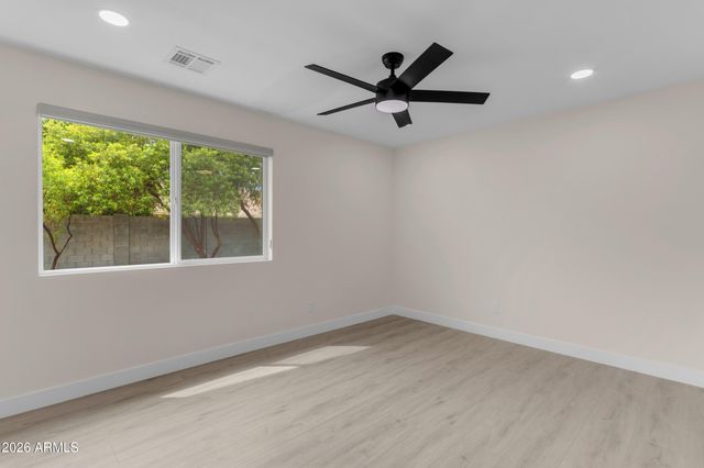 1759 W Nido Avenue, Mesa, AZ 85202
