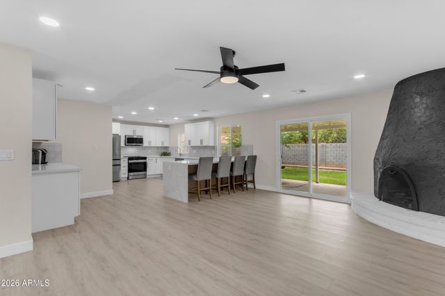1759 W Nido Avenue, Mesa, AZ 85202