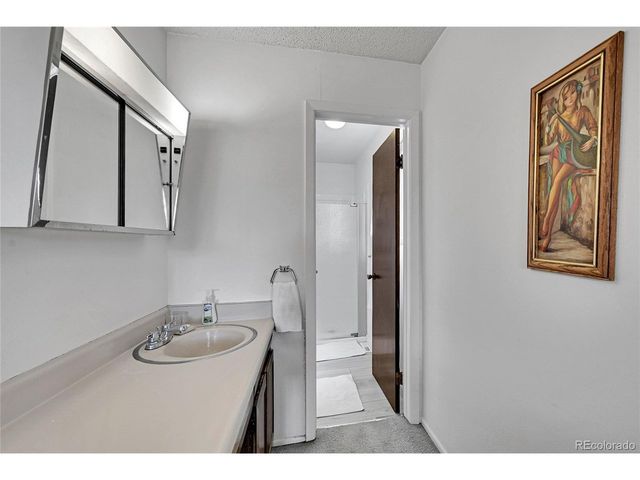 11622 W 71st Ave, Arvada, CO 80004