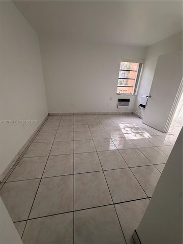 4715 NW 7th Street 108-2, Miami, FL 33126