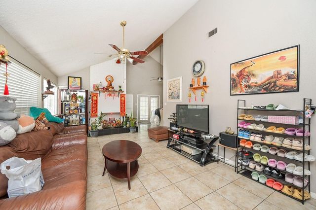 9319 Belle Park Drive, Houston, TX 77099