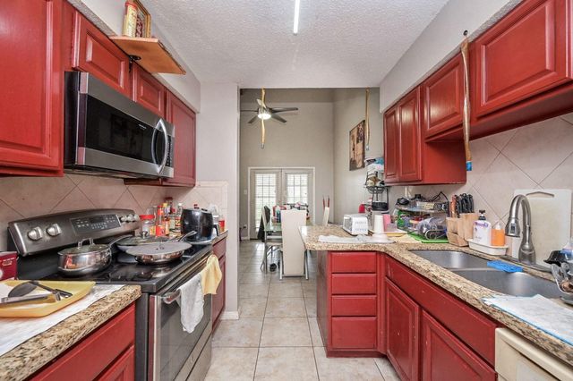 9319 Belle Park Drive, Houston, TX 77099